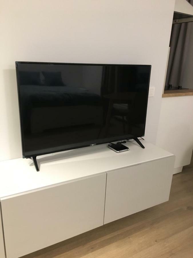 Center Studio 10B Вильнюс Экстерьер фото